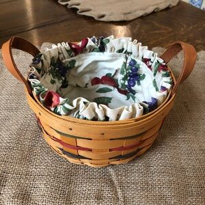 Longaberger Round Hand Woven Basket 🧺 With Leather Handles, Liner, & Felt Pads
